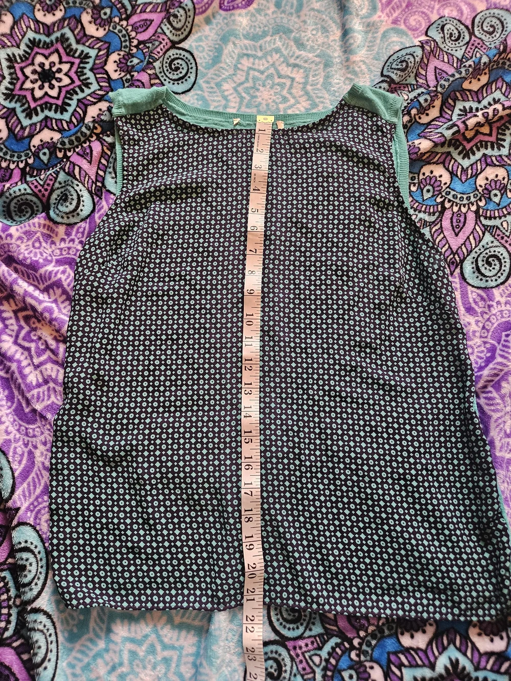 Women’s Black & Teal Sleeveless Patterned Tank Top